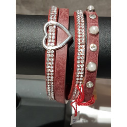 bracelet aimanté strass et imprimé peau de serpent rouge