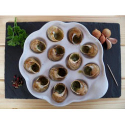 Escargots à la bourguignonne en coquilles traditionnelles